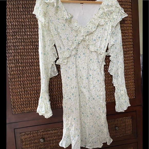 Free People Silky Tiny Floral Print NWOT - Picture 5 of 7